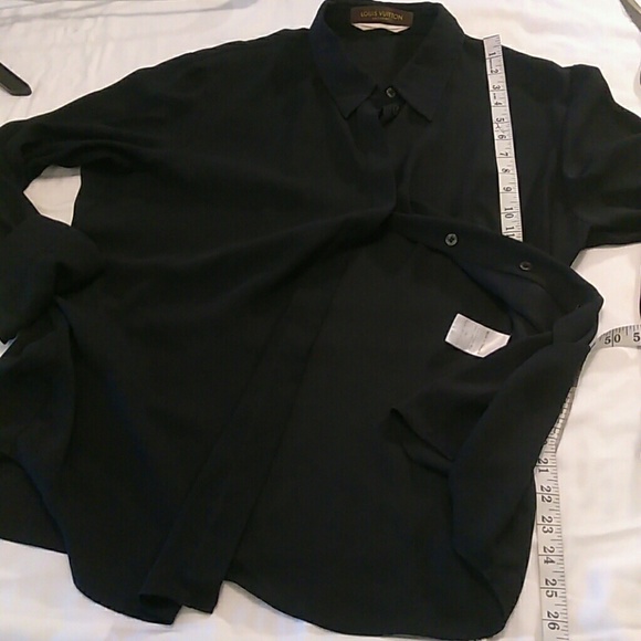 Louis Vuitton ladies long sleeve top - Picture 8 of 8